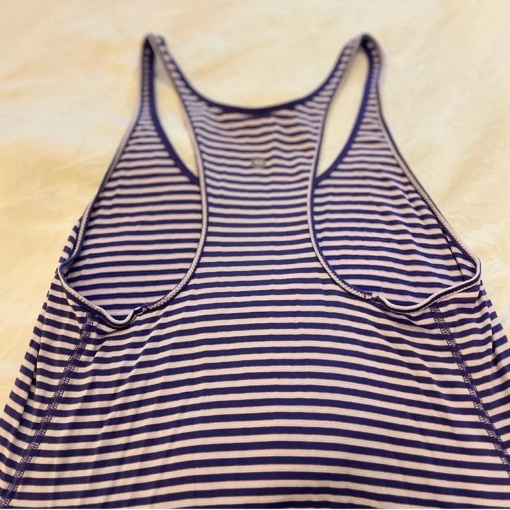 Lululemon tank tops- set of 2! - Picture 11 of 16